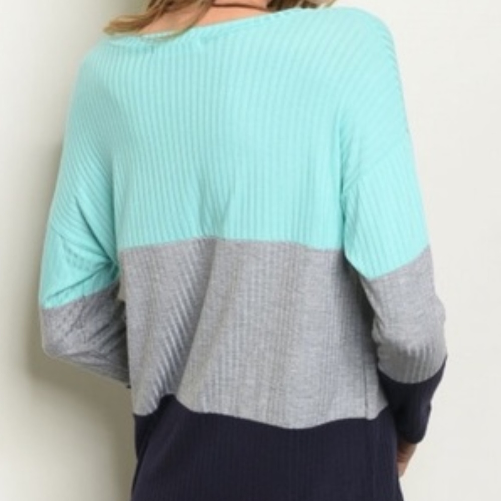 Colorblock Long Sleeve Pullover Shirt - Aqua, Dove - Picture 4 of 8